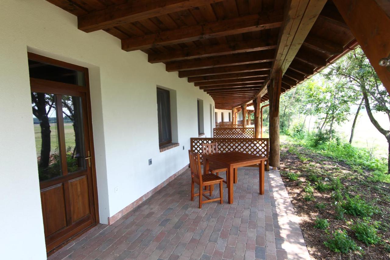 Bibic Nature Lodge Balmazujvaros Ngoại thất bức ảnh
